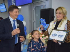 В международном аэропорту «Воронеж» поздравили 500-тысячного пассажира
