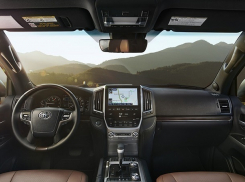 Более трёх миллионов готово потратить Воронежское правительство на новый внедорожник