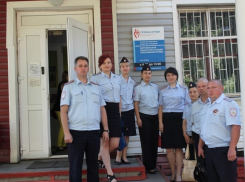 В Воронеже сотрудники ГИБДД сдали кровь в помощь детям, пострадавшим в авариях