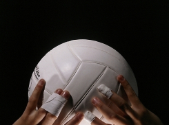 Воронежская женская волейбольная команда одержала победу на домашних соревнованиях