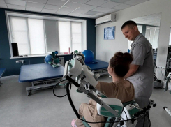 Врачи по кусочкам собрали руку девушке, пострадавшей в страшном ДТП с КАМАЗом в Воронеже