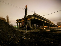 У виадука на 9 Января в Воронеже полностью разобрали первый пролет