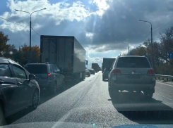 Большая пробка образовалась под Воронежем