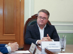 Соболезнования родным цинично убитой учительницы выразил мэр Кстенин 