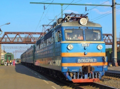 В Воронежской области на станции Графская вандал побил стекла на вокзале