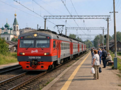 Пригородные электрички возобновят работу после протестов в Воронежской области 