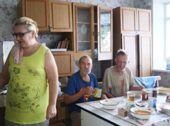 У кого-то нет ноги, а кто-то отсидел 20 лет: как выживают бездомные в Воронеже