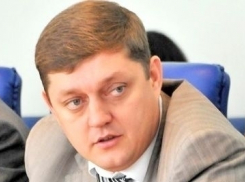 Олег Пахолков еще раз обратился к Алексею Гордееву с просьбой пропустить его через муниципальный фильтр на выборы губернатора