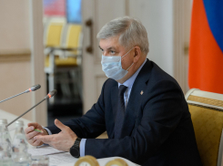 «До сих пор не знаю, насколько были поражены легкие»: губернатор Александр Гусев впервые рассказал о перенесенном коронавирусе