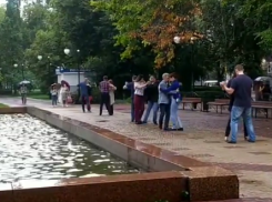 Массовое исполнение танго сняли на видео в Воронеже