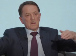  Алексей Гордеев: «Когда давят тракторами продукты питания, то это – грех»
