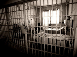 Житель Воронежской области предстанет перед судом за нападение на товарища