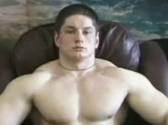 Сжегшего заживо 11 человек воронежского спортсмена-культуриста поймали на сбыте героина 