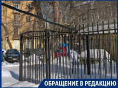 Угрожающий электропровод не пускает воронежских детей на прогулки