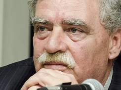 Руководитель управления культуры мэрии Воронежа Иван Чухнов отказался от встречи с Олегом Пахолковым