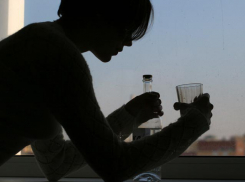 Пока полиция расследовала дело о краже, подозреваемого убили собутыльники