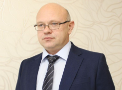 Глава воронежской Госжилинспекции Дмитрий Соломаха отмечает 49-й день рождения