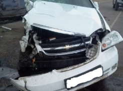 В Новохоперске при столкновении «Шевроле Лачетти» и «Шевроле Нива» пострадали четыре человека