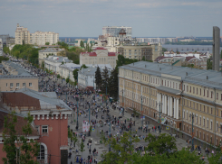 Вопреки непогоде: десятки тысяч воронежцев вышли отметить Юбилей Победы 