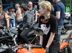 Женский мотофестиваль «Полнолуние» собрал более полутысячи участников под Воронежем