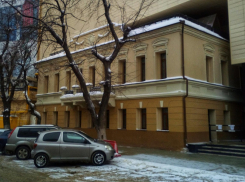 Два воронежских здания попали в парад архитектурных уродцев популярного блогера 