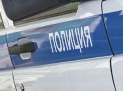 В Новой Усмани из организации украли около 5 тысяч долларов и два шуруповерта