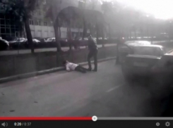 Видео жестокого избиения женщины после ДТП в центре Воронежа набрало 41 тысячу просмотров