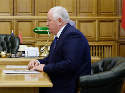 Глава Новохоперского района Виктор Петров встретился с губернатором Воронежской области