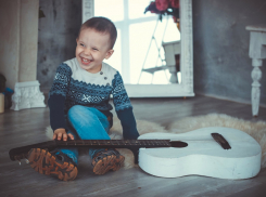 Будущий диджей Женя Вихров в полуфинале конкурса «Самая чудесная улыбка ребенка»