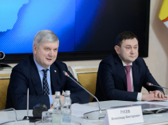 Спикер облдумы Нетесов продолжает пиариться в ущерб репутации воронежского губернатора Гусева