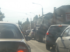 В Воронеже из-за двух ДТП на улице 9 Января образовалась пробка