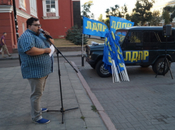 Депутат призвал Фадеева извиниться за сравнение аэропорта Воронежа с сараем