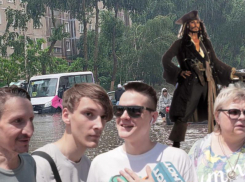 «Полный развал»: воронежцы обвинили коммунальщиков в адском потопе