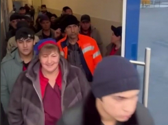 Мигрантам продлили запрет на работу в десятке сфер в Воронежской области