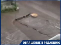 Дождевые реки с грязью и мусором затопили жителей Воронежа