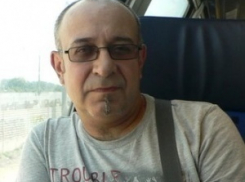 Редактор В-засаде.ру Виктор Беккер проигнорировал судебное заседание по иску депутата Госдумы Олега Пахолкова