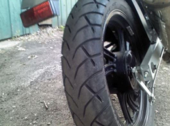 В Воронеже 17-летний мотоциклист столкнулся с «Калиной» 