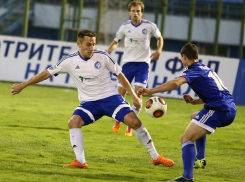 Воронежский «Факел», уступив в Саратове «Соколу», продлил серию до трех поражений 