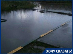 Содержимое унитазов оказывается под нашими окнами, - жительница Воронежа