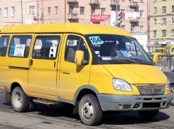 В Воронеже маршрутчик из 104-го автобуса был отстранен от работы за хамство