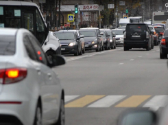 Умные светофоры вновь отправили на борьбу с пробками в Воронеже