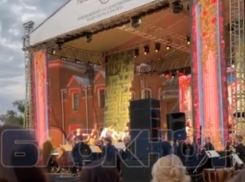 Воронежцев шокировал ракурс для просмотра спектакля «Ромео и Джульетта»