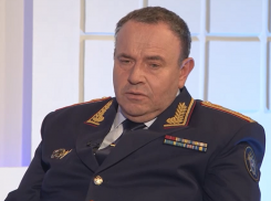 «Ситуация очень неоднозначная»: глава воронежского СК прокомментировал фотографии связанных детей