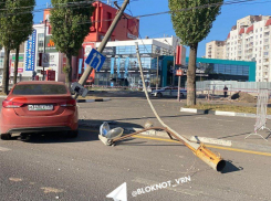 Столб перебегал дорогу: последствия утреннего разгрома на МП в Воронеже