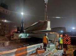 Монтаж балок завершен на виадуке у «Работницы» в Воронеже