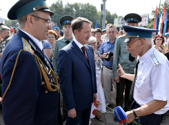 За Алексея Гордеева будут агитировать общественники, бизнесмены и артистка
