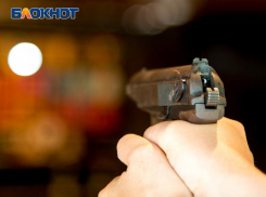 Расстрелявший сослуживцев солдат сбежал с пистолетом в Воронеже