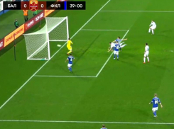 Бывшие футболисты «Факела» красиво забили ему в Калининграде