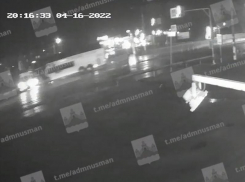 Момент трагического столкновения двух автобусов показали в Воронеже