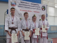 Воронежские каратисты привезли 10 медалей с соревнований 